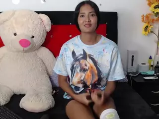 dulcesky12's Live Sex Cam Show