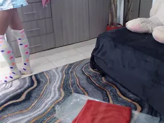 dulcesky12's Live Sex Cam Show