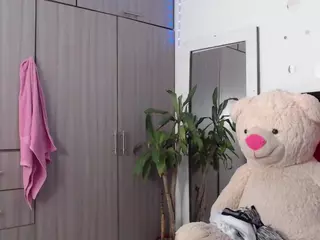 dulcesky12's Live Sex Cam Show