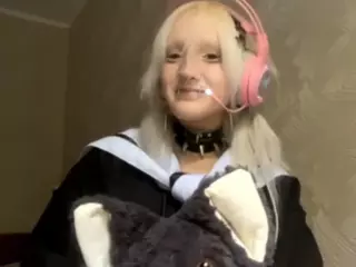 EdithaFort's Live Sex Cam Show