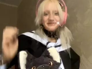 EdithaFort's Live Sex Cam Show