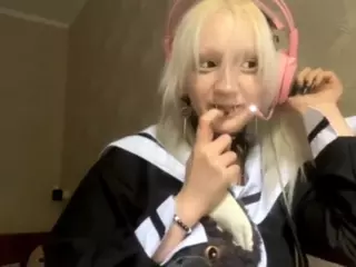 EdithaFort's Live Sex Cam Show