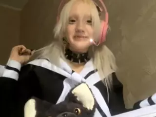 EdithaFort's Live Sex Cam Show