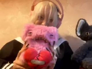 EdithaFort's Live Sex Cam Show