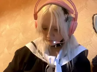EdithaFort's Live Sex Cam Show