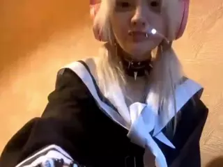 EdithaFort's Live Sex Cam Show