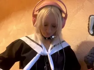 EdithaFort's Live Sex Cam Show