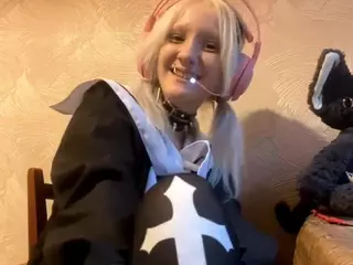 EdithaFort's Live Sex Cam Show