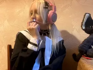 EdithaFort's Live Sex Cam Show