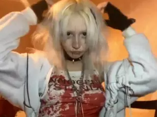 EdithaFort's Live Sex Cam Show