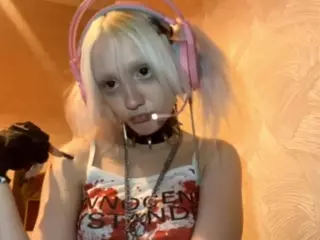 EdithaFort's Live Sex Cam Show