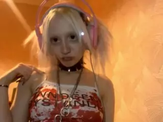 EdithaFort's Live Sex Cam Show
