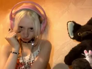 EdithaFort's Live Sex Cam Show