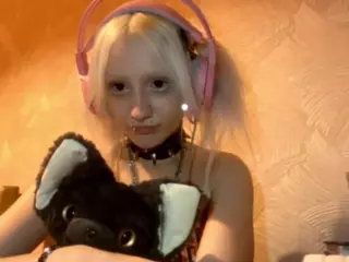 EdithaFort's Live Sex Cam Show