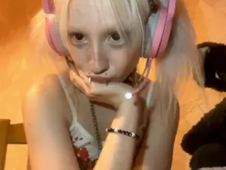 EdithaFort's Live Sex Cam Show