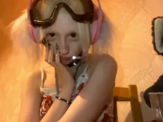EdithaFort's Live Sex Cam Show