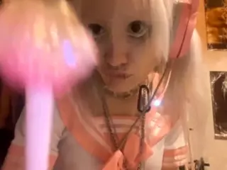EdithaFort's Live Sex Cam Show