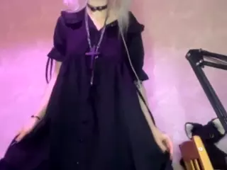 EdithaFort's Live Sex Cam Show