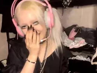 EdithaFort's Live Sex Cam Show