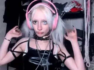 EdithaFort's Live Sex Cam Show