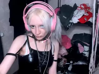 EdithaFort's Live Sex Cam Show