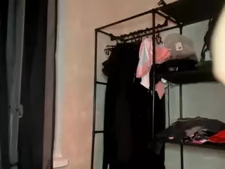 EdithaFort's Live Sex Cam Show