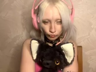 EdithaFort's Live Sex Cam Show