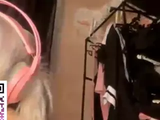 EdithaFort's Live Sex Cam Show