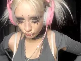 EdithaFort's Live Sex Cam Show