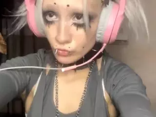 EdithaFort's Live Sex Cam Show