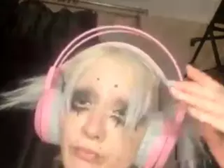 EdithaFort's Live Sex Cam Show