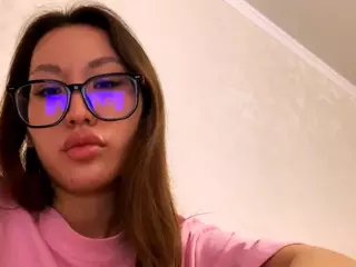 Aya's Live Sex Cam Show
