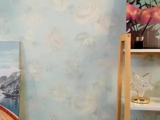 ElwynaElsey's Live Sex Cam Show