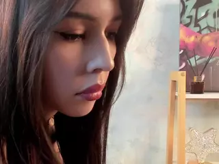 ElwynaElsey's Live Sex Cam Show