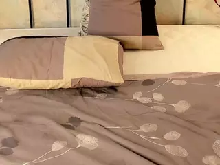 ElwynaElsey's Live Sex Cam Show