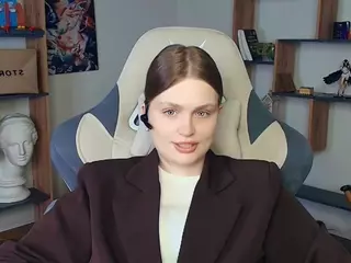 ErlinaCruise's Live Sex Cam Show