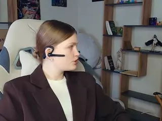 ErlinaCruise's Live Sex Cam Show