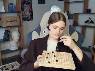 ErlinaCruise's Live Sex Cam Show