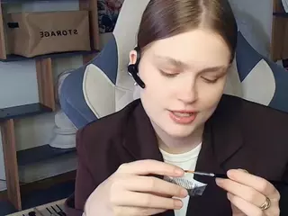 ErlinaCruise's Live Sex Cam Show