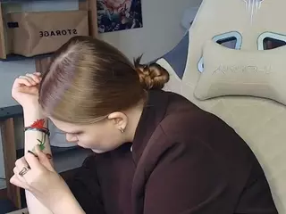 ErlinaCruise's Live Sex Cam Show