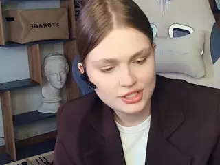 ErlinaCruise's Live Sex Cam Show