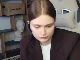 ErlinaCruise's Live Sex Cam Show