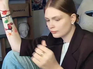 ErlinaCruise's Live Sex Cam Show