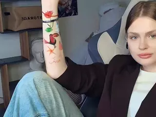 ErlinaCruise's Live Sex Cam Show