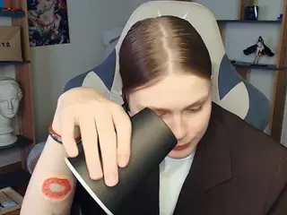 ErlinaCruise's Live Sex Cam Show