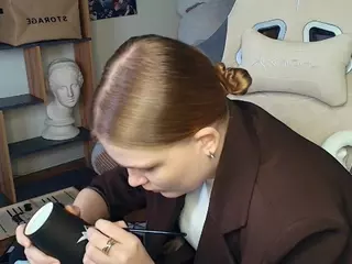 ErlinaCruise's Live Sex Cam Show