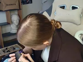 ErlinaCruise's Live Sex Cam Show