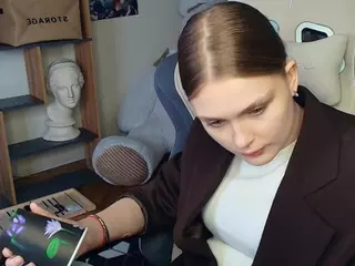 ErlinaCruise's Live Sex Cam Show