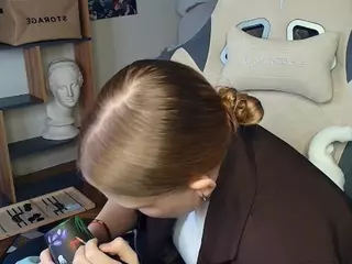 ErlinaCruise's Live Sex Cam Show