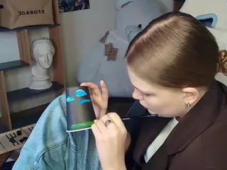ErlinaCruise's Live Sex Cam Show